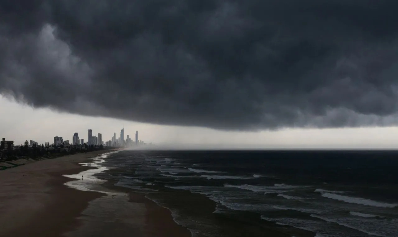 A imagem mostra o avanço de chuva em uma determinada área